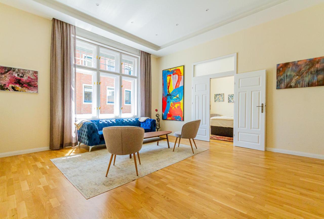 Bengt Kiraly Str. Luxury Budapesta